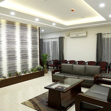 Rydges Inn Kottakkal Exteriér fotografie